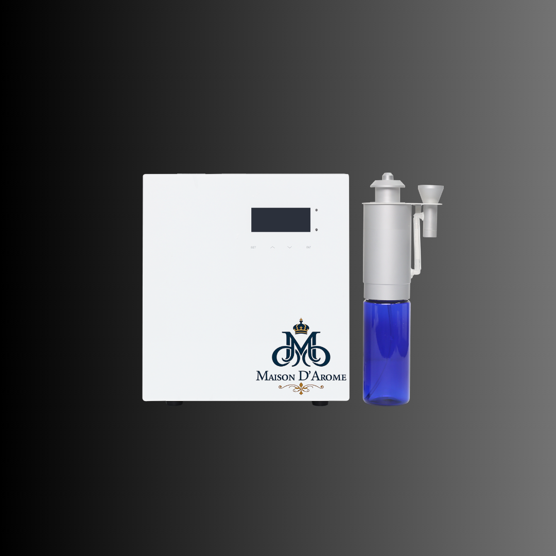 Difusor silencioso para oficinas SA250 de Maison D'Arome, presentado con un depósito azul, perfecto para una difusión efectiva y constante de fragancia.